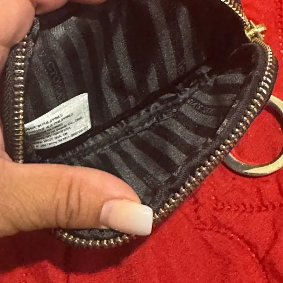 Victoria Secret Black Quilted Pouch with Gold Keychain - Picture 2 of 4